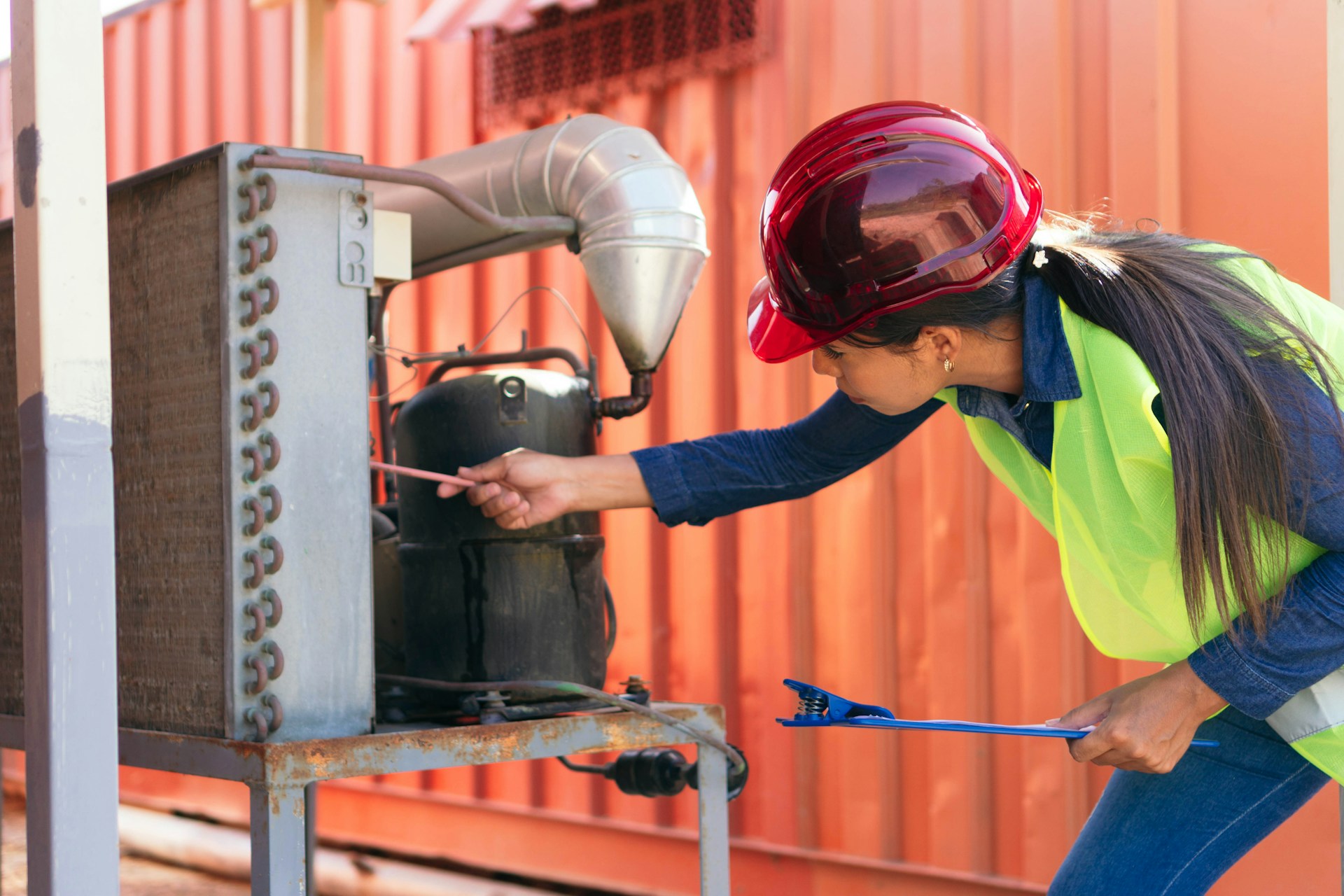 What Happens During an HVAC Diagnostic in Orange County Homes