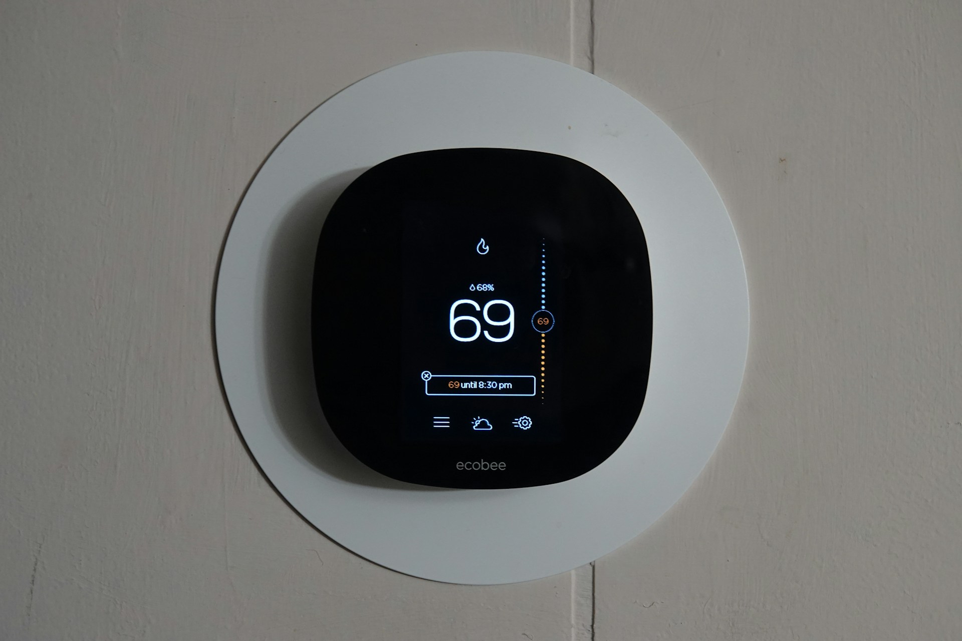 Smart Thermostat Installation in Huntington Beach Homes Explained
